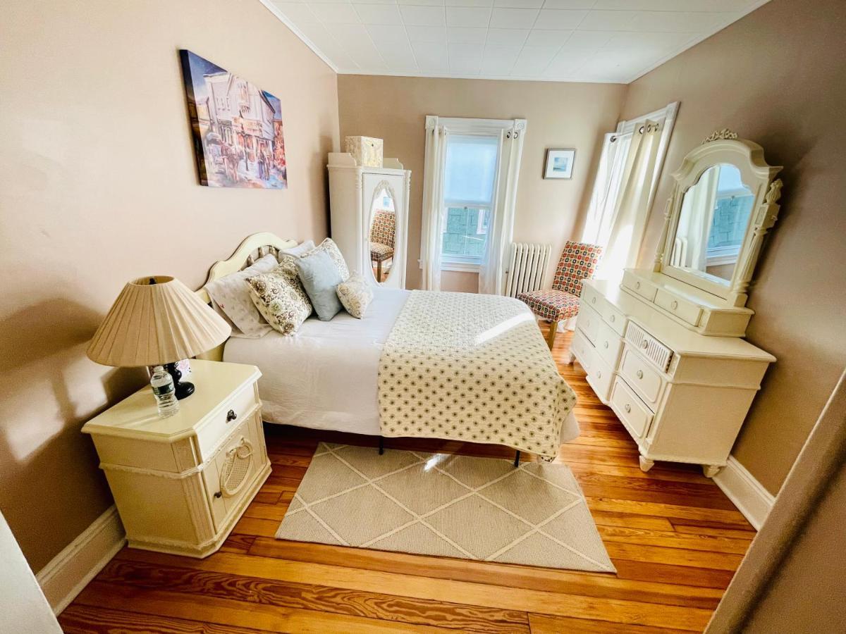 Delightful 2Br Apartment With Balcony - 15 Min From Mohegan Sun- Foxwoods Casinos & Mystic New London Ngoại thất bức ảnh