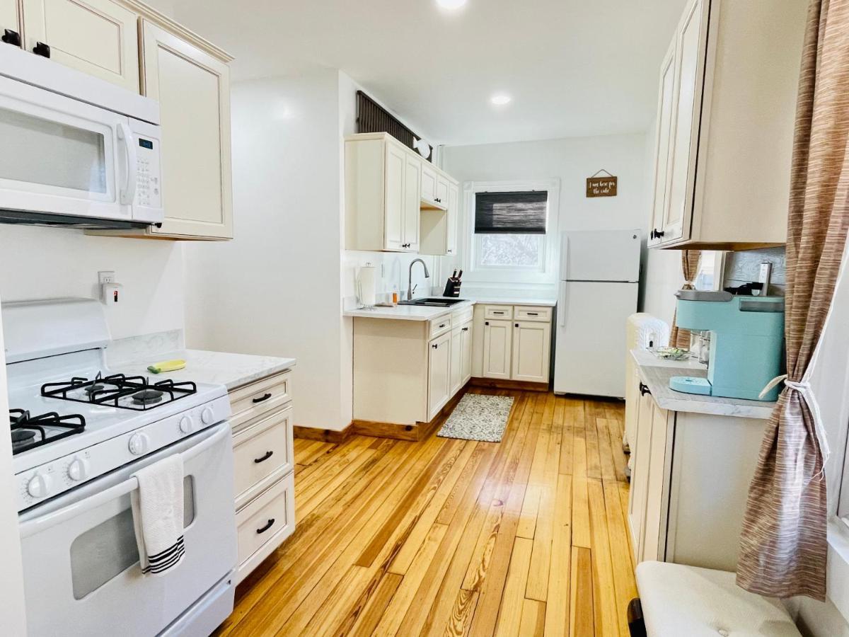 Delightful 2Br Apartment With Balcony - 15 Min From Mohegan Sun- Foxwoods Casinos & Mystic New London Ngoại thất bức ảnh