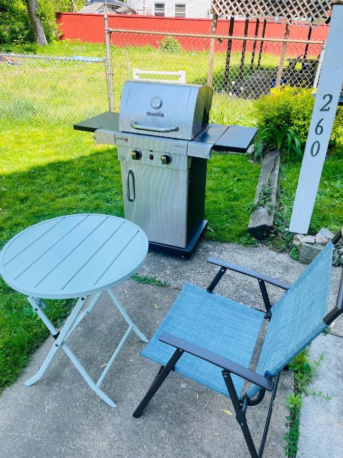 Delightful 2Br Apartment With Balcony - 15 Min From Mohegan Sun- Foxwoods Casinos & Mystic New London Ngoại thất bức ảnh