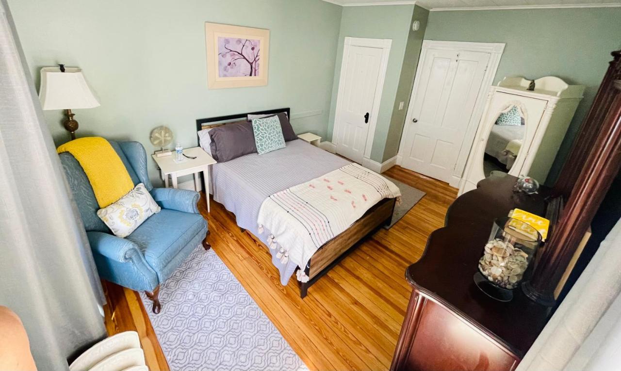 Delightful 2Br Apartment With Balcony - 15 Min From Mohegan Sun- Foxwoods Casinos & Mystic New London Ngoại thất bức ảnh