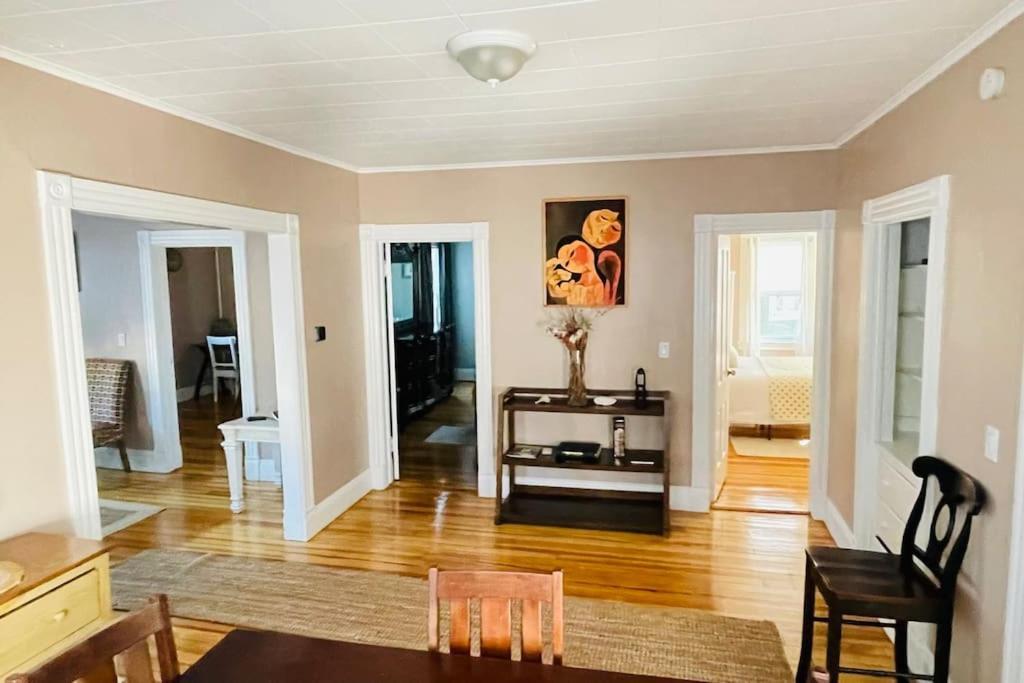 Delightful 2Br Apartment With Balcony - 15 Min From Mohegan Sun- Foxwoods Casinos & Mystic New London Ngoại thất bức ảnh