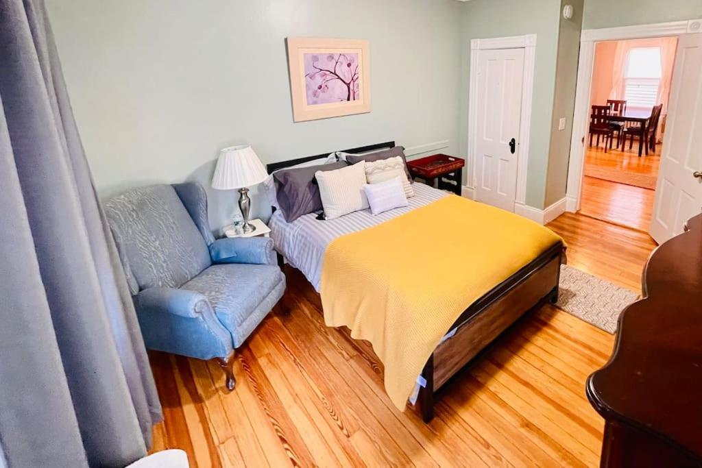 Delightful 2Br Apartment With Balcony - 15 Min From Mohegan Sun- Foxwoods Casinos & Mystic New London Ngoại thất bức ảnh