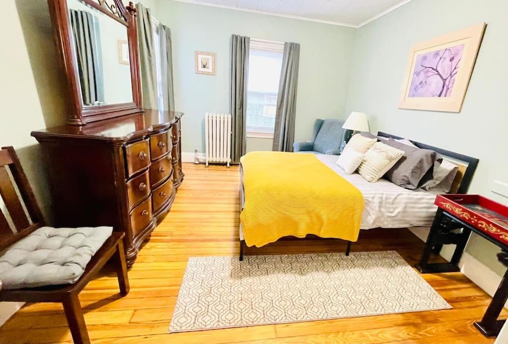 Delightful 2Br Apartment With Balcony - 15 Min From Mohegan Sun- Foxwoods Casinos & Mystic New London Ngoại thất bức ảnh
